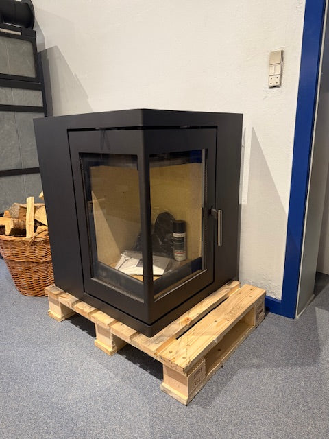 Meteor 550, Hochformat mit schräger Tür – Ausstellungsmodell