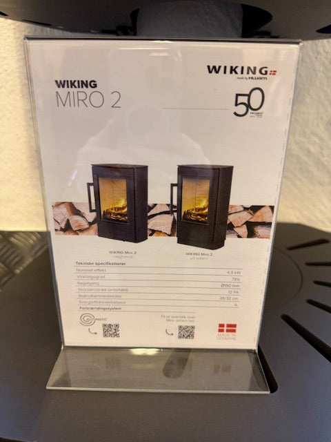 Wiking Miro 2, væghængt brændeovn - udstillingsmodel