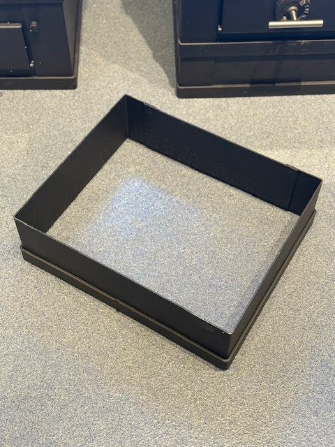 Svendsen 1 – Sockel 14 cm aus schwarzem Stahl