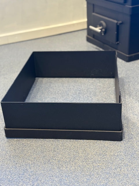 Svendsen 1 – Sockel 14 cm aus schwarzem Stahl