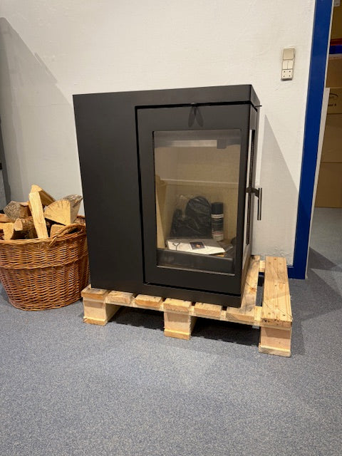 Meteor 550, Hochformat mit schräger Tür – Ausstellungsmodell