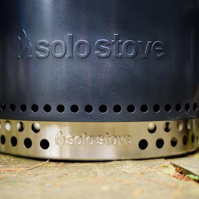 Solo Stove Bonfire 2.0 + Ständer, Farbe Gunmetal